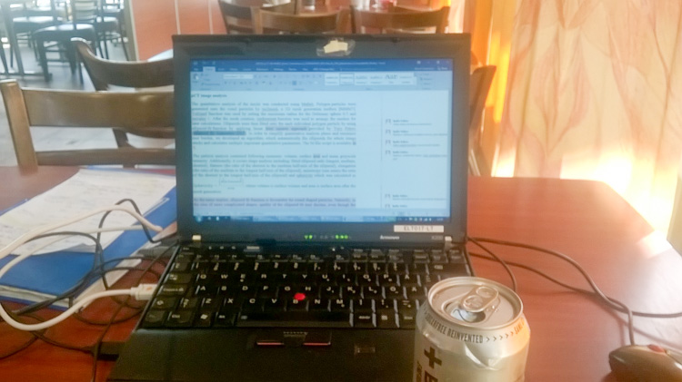Making-remote-work-at-service-station-while-waiting-car-to-be-fixed-WP_20160726_003.jpg