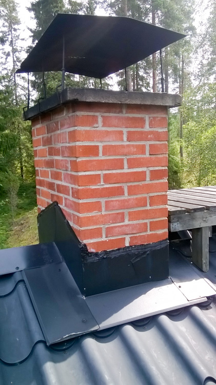 Sealed-chimney-and-rooftop-interface-WP_20160724_015.jpg