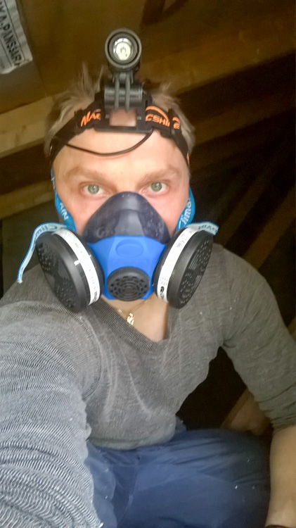 Working-in-dusty-roof-demands-for-respirator-WP_20160724_007.jpg
